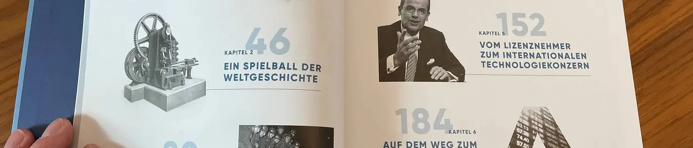 Test Text versetzt - Text Rechts